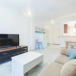 Cubo's Cabopino Apartman Marbella