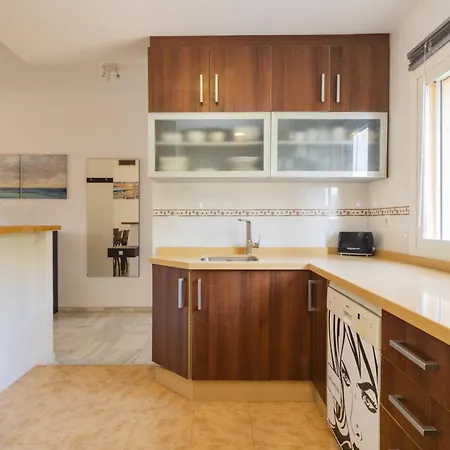 Cubo's Cabopino Apartman *