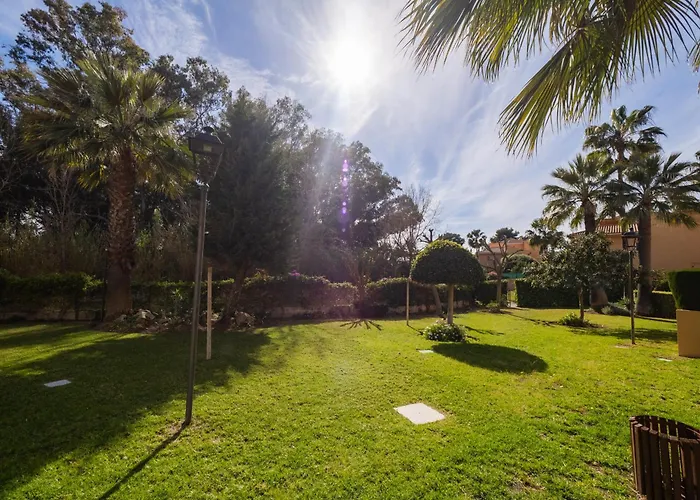 Cubo's Cabopino Daire Marbella