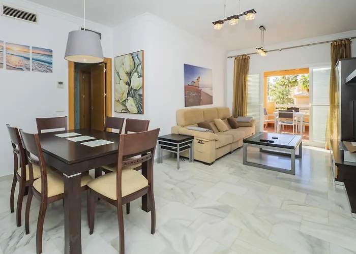 Cubo's Cabopino Apartamento Marbella