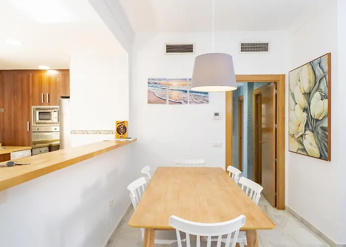 Cubo's Cabopino Apartment *