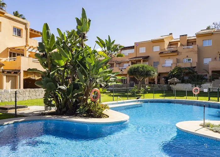 Cubo's Cabopino Marbella
