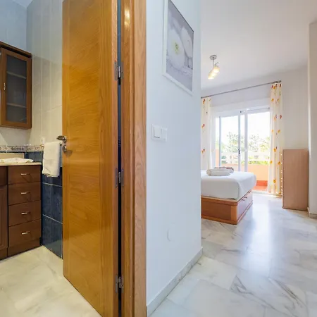 Апартаменти Cubo's Cabopino Марбелья