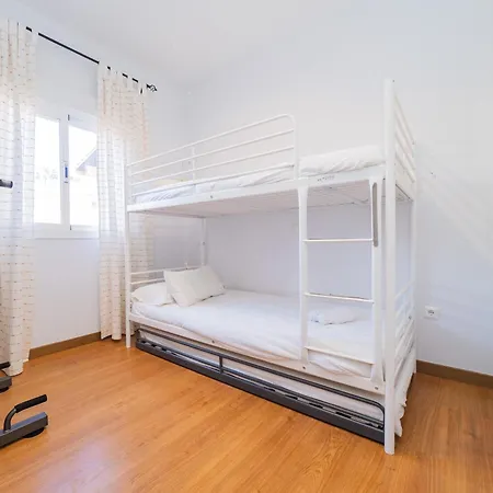 Апартаменти Cubo's Cabopino *