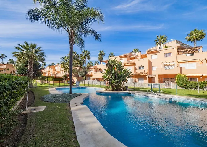 Apartamento Cubo's Cabopino Marbella
