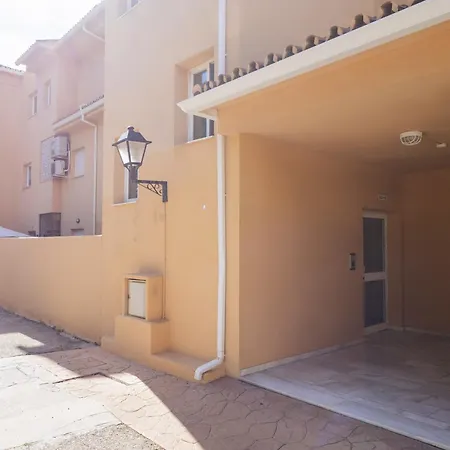 Cubo's Cabopino * Marbella