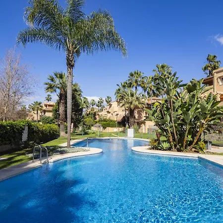 Appartement Cubo's Cabopino Marbella